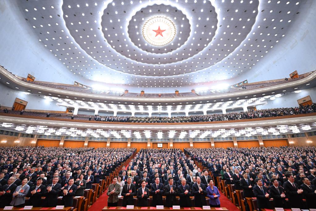 十四屆全國人大三次會議舉行閉幕會
