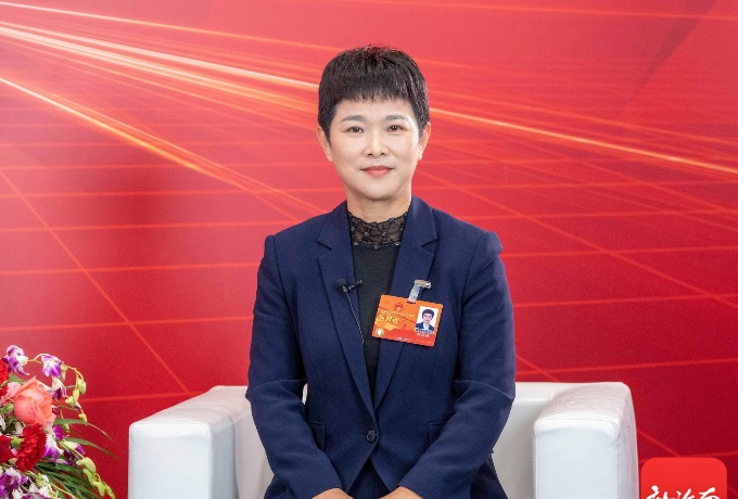 全國人大代表何瓊妹：建設(shè)數(shù)智化南繁科研育種基地